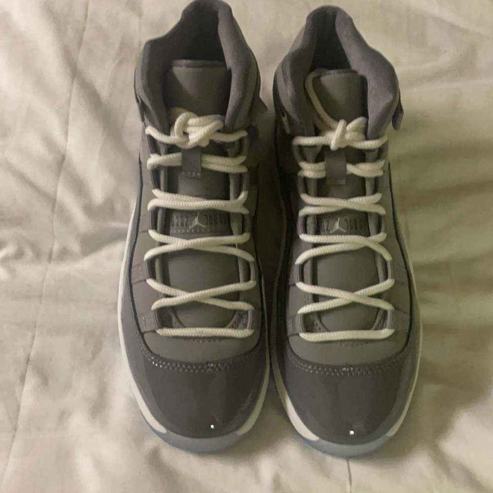 ‼️‼️‼️SOLD ‼️‼️‼️Jordan Retro 11 Cool Grey (2021) PS Size 3y